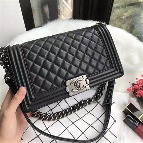 chanel boy paris price